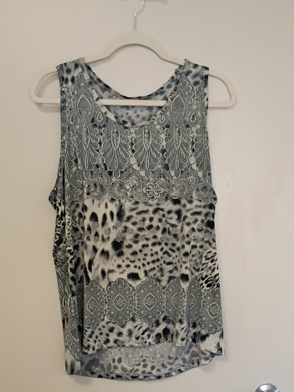 Animal Print Tank Top Size X- Large